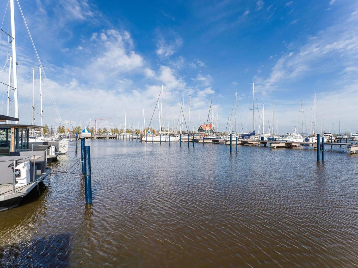 Beautiful Houseboat In Marina Of Volendam Hotel ภายนอก รูปภาพ